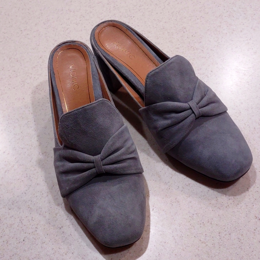 Vionic Grey Suede Presley Mules Size 10 Medium EUC - Picture 2 of 12